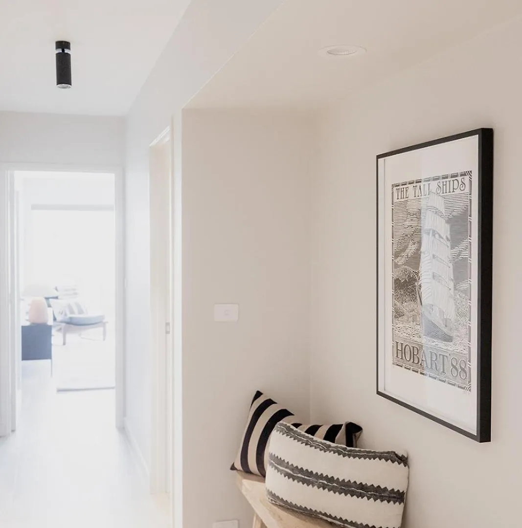 Battery Point Retreat With River Views ホバート