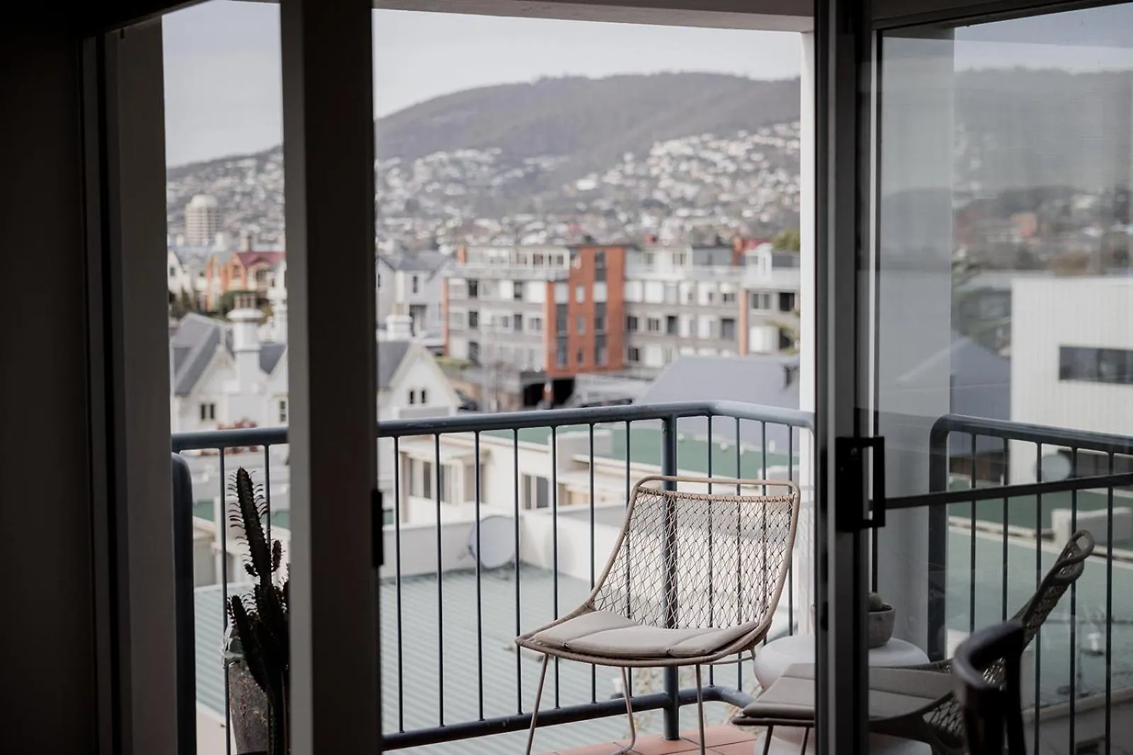 Battery Point Retreat With River Views ホバート